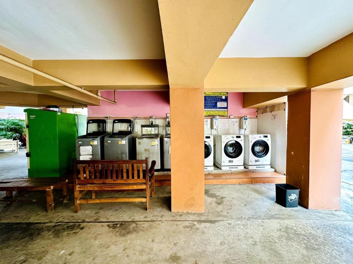 Ban Rong KhoeiWisdom Burg Bangsaen, Pool, Gym公寓式酒店 外观 照片