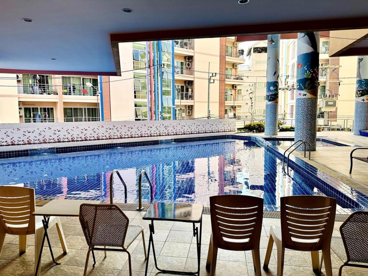Ban Rong KhoeiWisdom Burg Bangsaen, Pool, Gym公寓式酒店 外观 照片