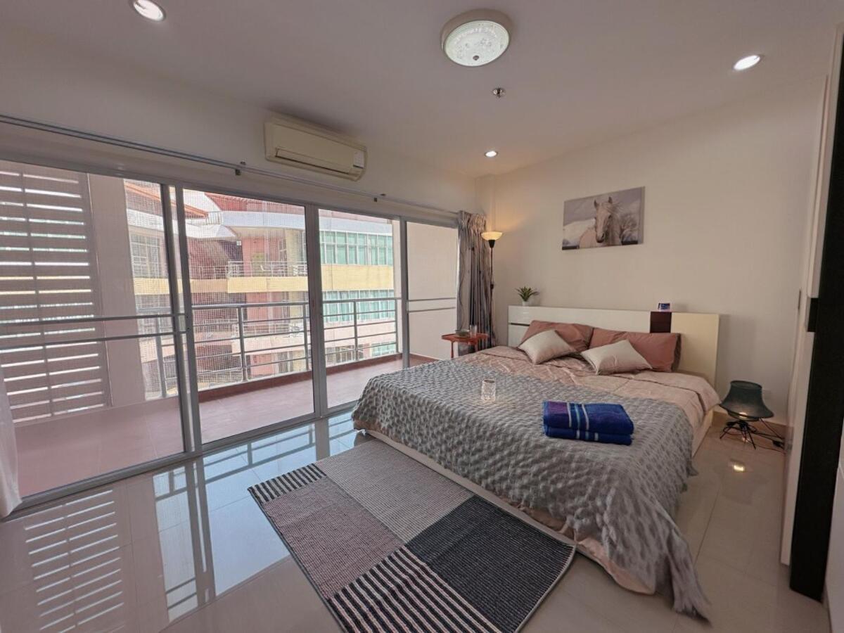 Ban Rong KhoeiWisdom Burg Bangsaen, Pool, Gym公寓式酒店 外观 照片