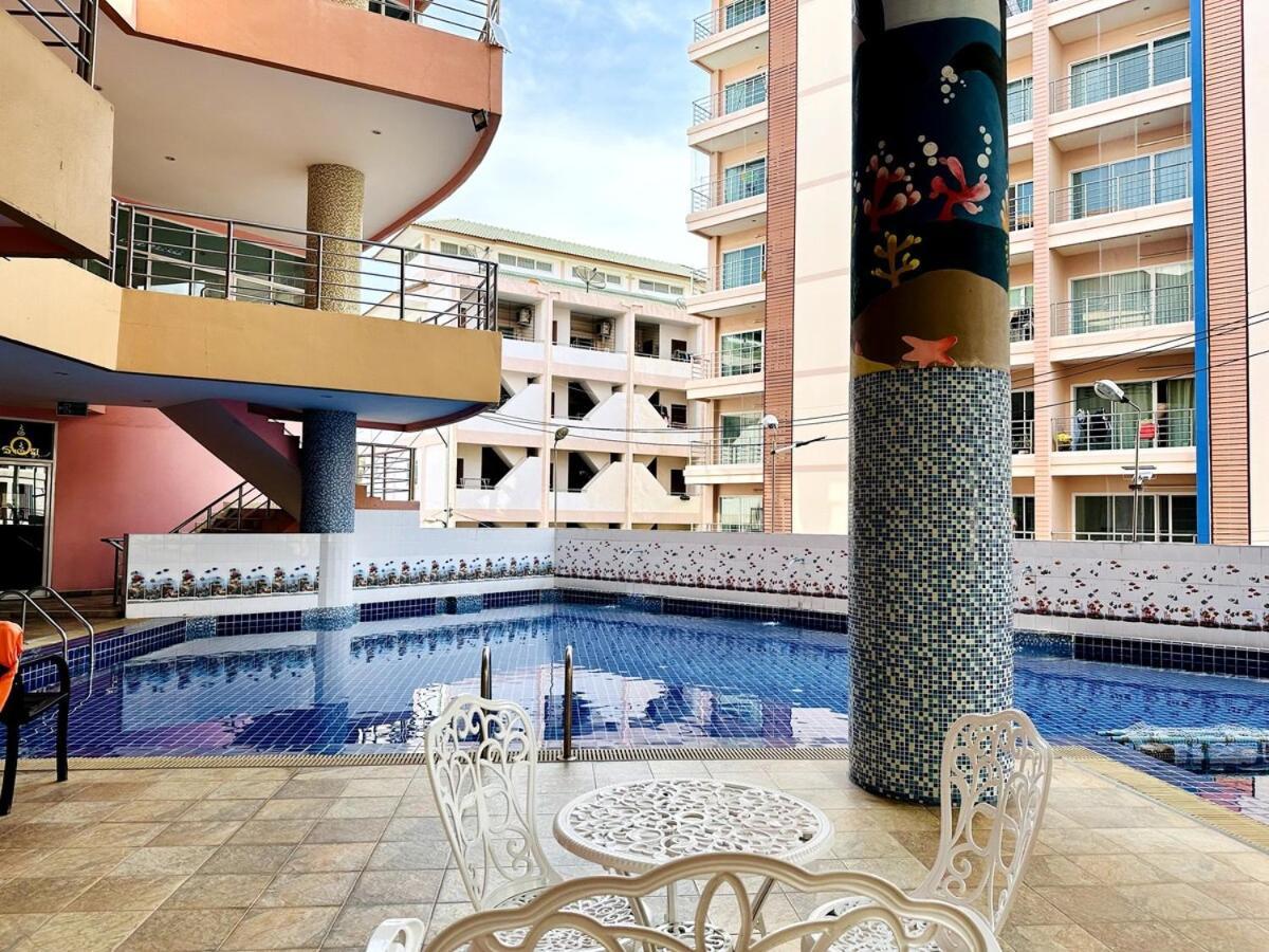 Ban Rong KhoeiWisdom Burg Bangsaen, Pool, Gym公寓式酒店 外观 照片