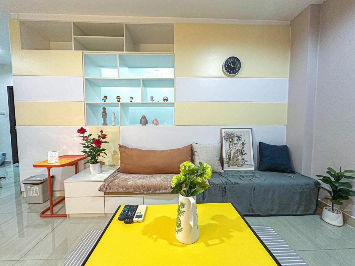 Ban Rong KhoeiWisdom Burg Bangsaen, Pool, Gym公寓式酒店 外观 照片