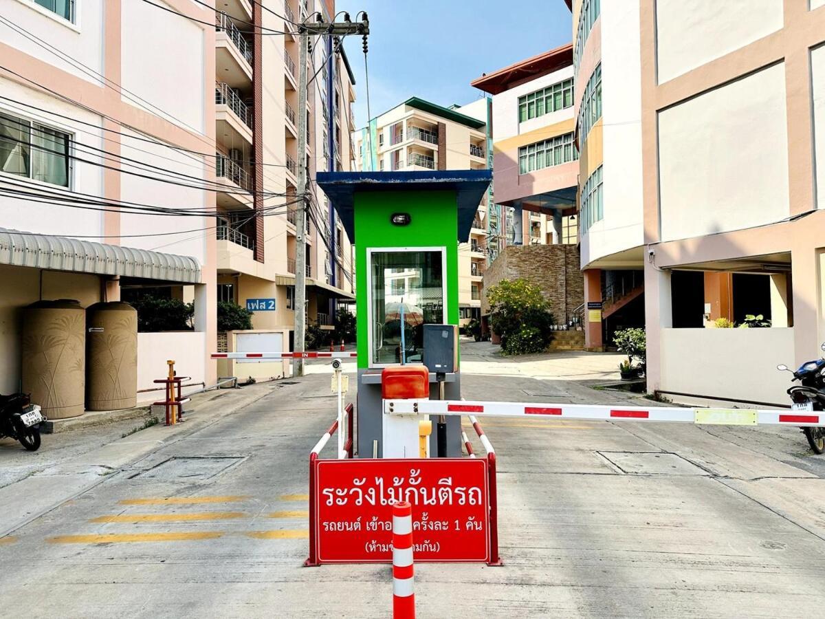 Ban Rong KhoeiWisdom Burg Bangsaen, Pool, Gym公寓式酒店 外观 照片