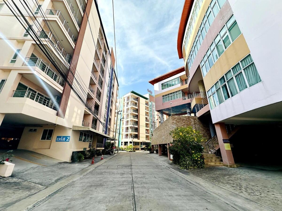 Ban Rong KhoeiWisdom Burg Bangsaen, Pool, Gym公寓式酒店 外观 照片